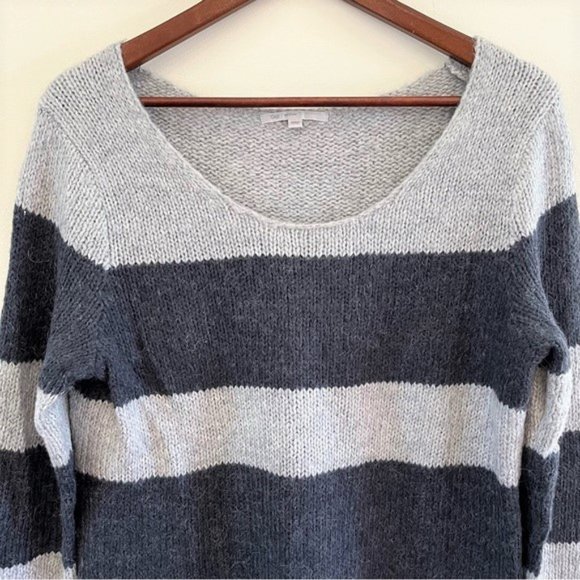 Gap Alpaca Blend Striped Sweater Size M - Picture 2 of 8
